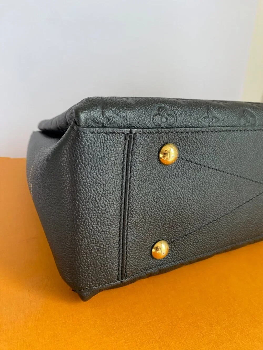Louis Vuitton Monogram Empreinte Surene MM Black Tote + Box/Receipt - Picture 15 of 16